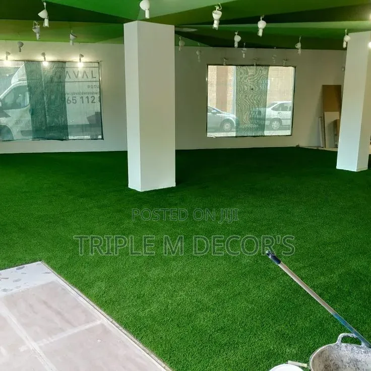 All-Season Outdoor Green Turf Carpet