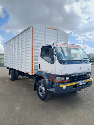 Mitsubishi FH 2016 White