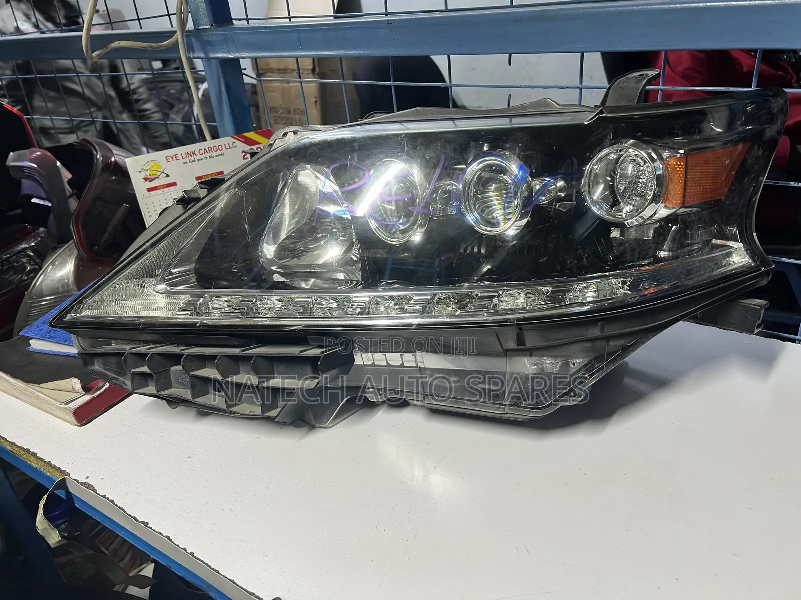 Lexus RX 350 Headlight