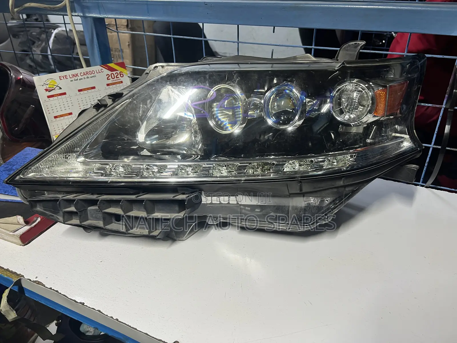 Lexus RX 350 Headlight