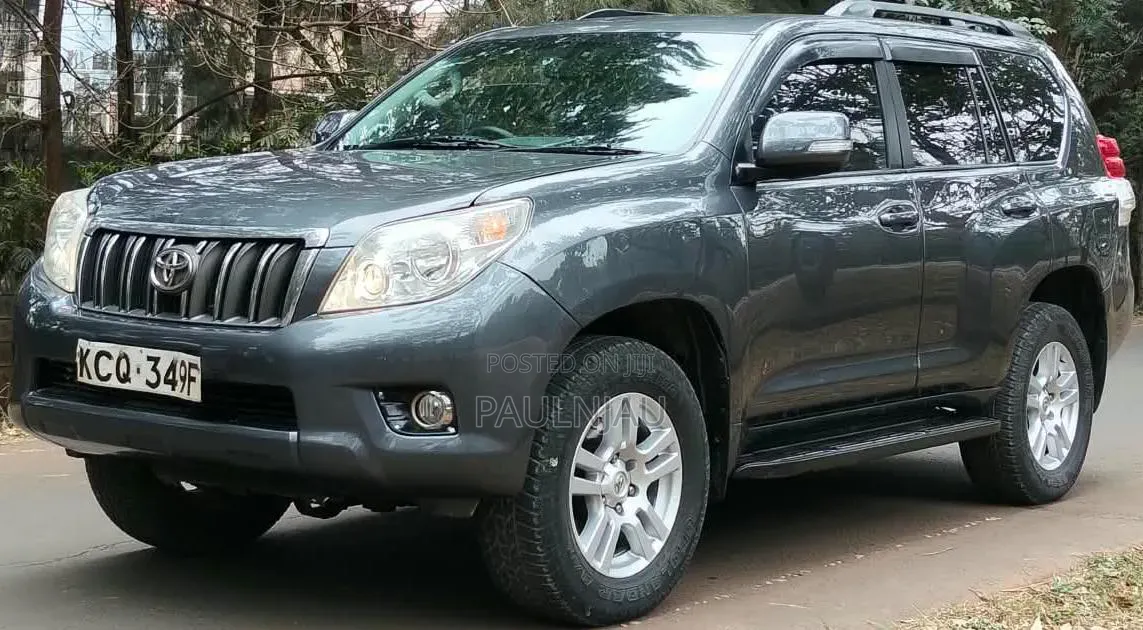 Toyota Land Cruiser Prado 2012