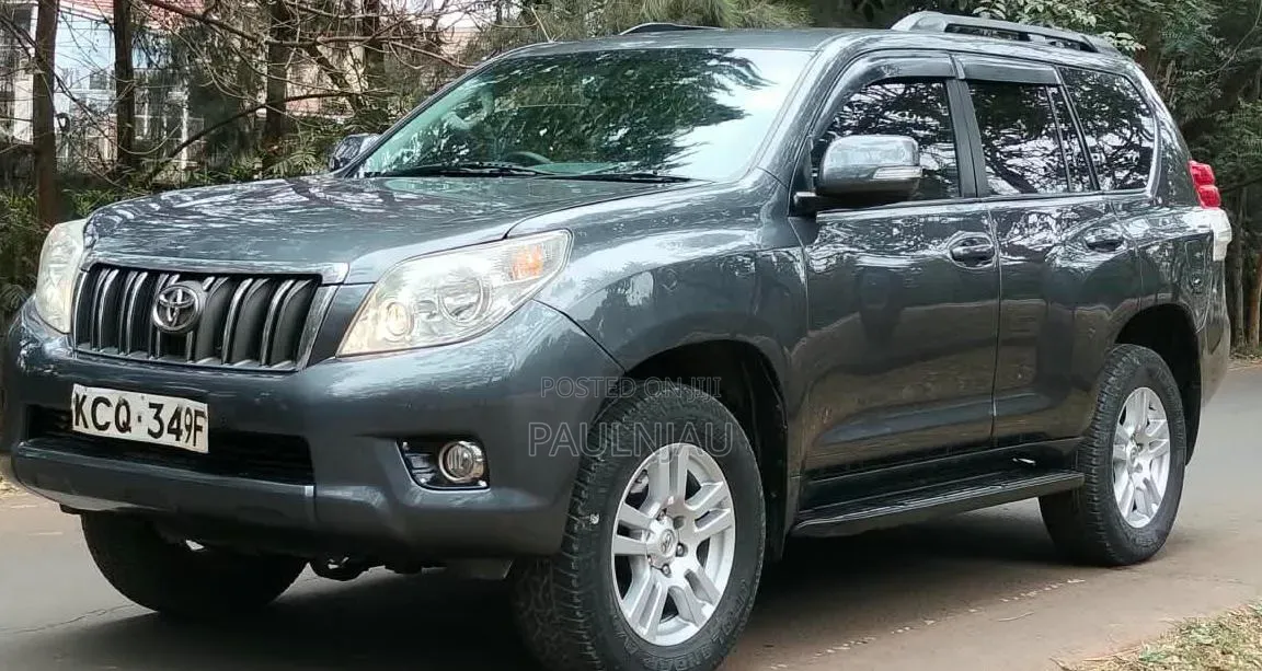Toyota Land Cruiser Prado 2012