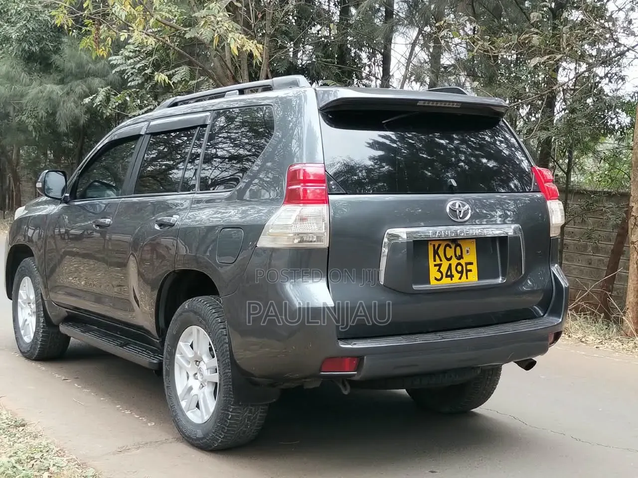 Toyota Land Cruiser Prado 2012