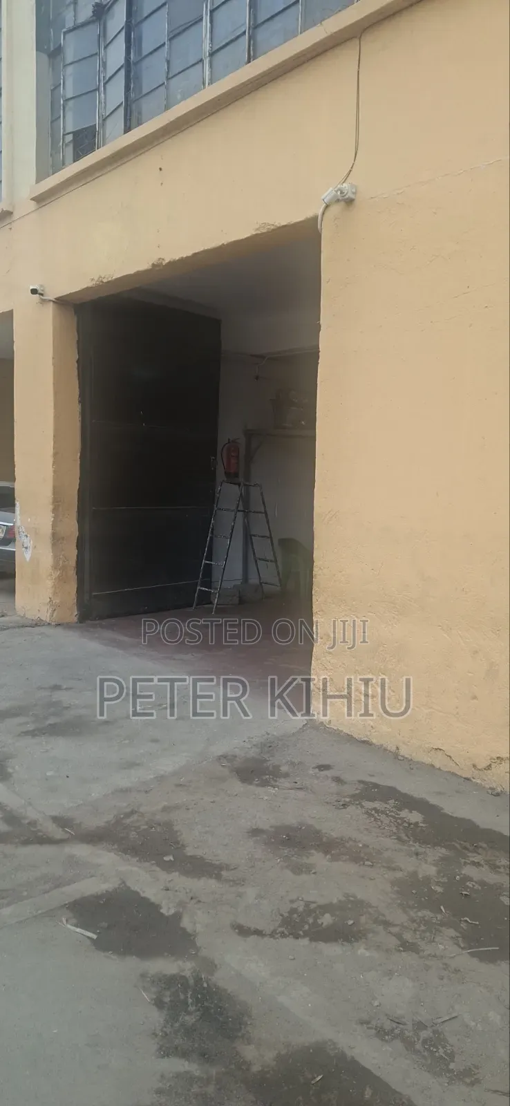 Godown to Let 3500sqft on Factory Street