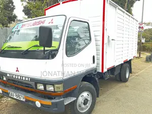 Mitsubishi Canter Lorry 1998 White