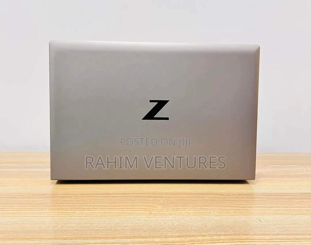 Laptop HP ZBook Firefly 14 G7 16GB Intel Core i7 SSD 256GB