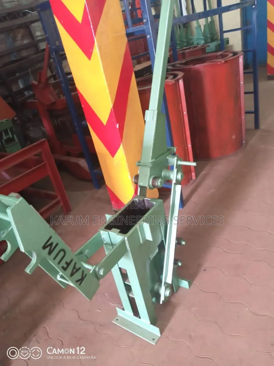 Interlocking Brick Machine