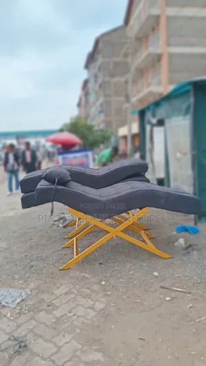 Massage Beds/ Hair Lashes/ Hair Brose