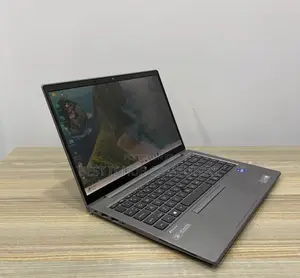 Laptop HP ZBook Firefly 14 G7 16GB Intel Core i7 SSD 256GB