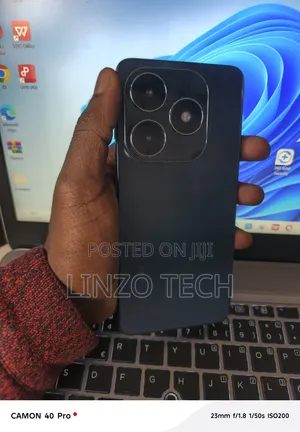 Tecno Spark 20 128 GB Black