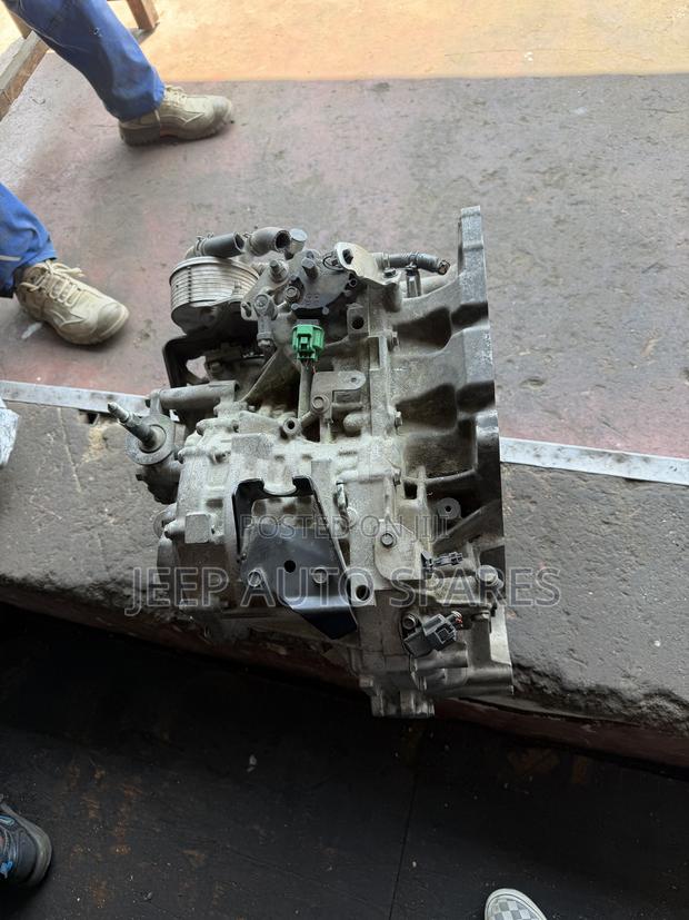 GEARBOX MR20 Nissan X-Trail Available
