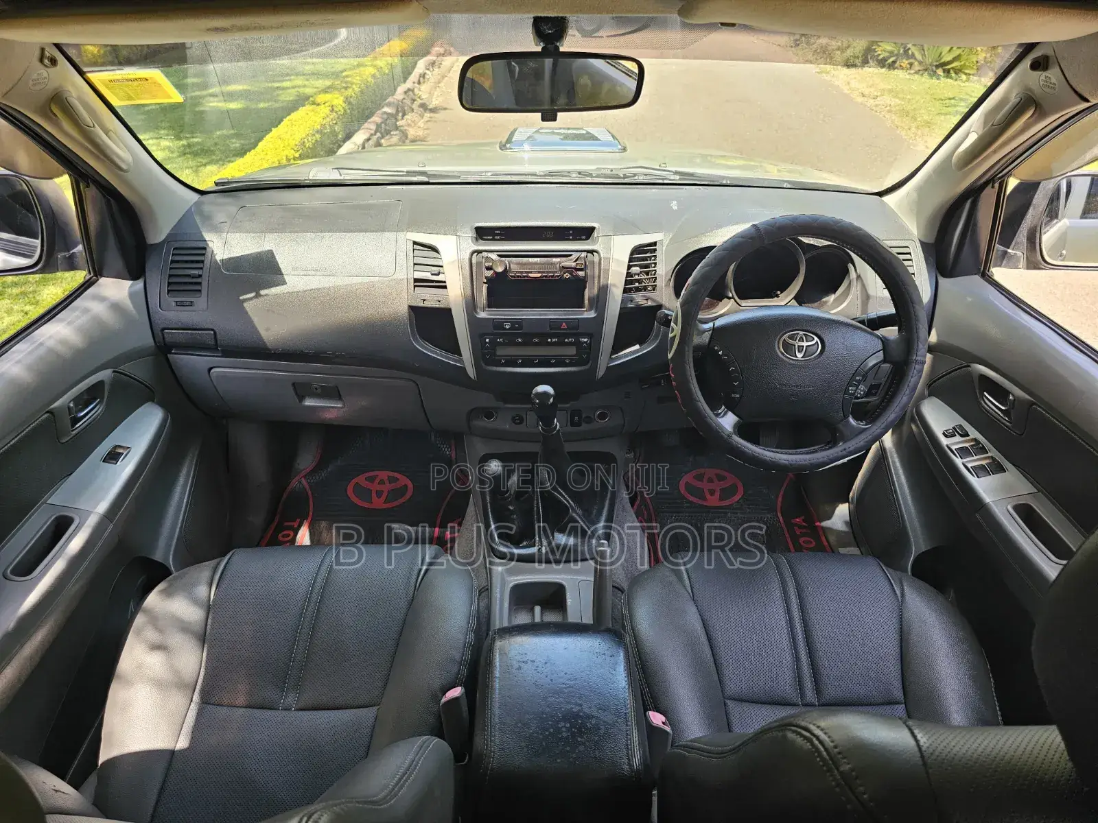Toyota Hilux 3.0 D-4D 4x4 2012 Silver