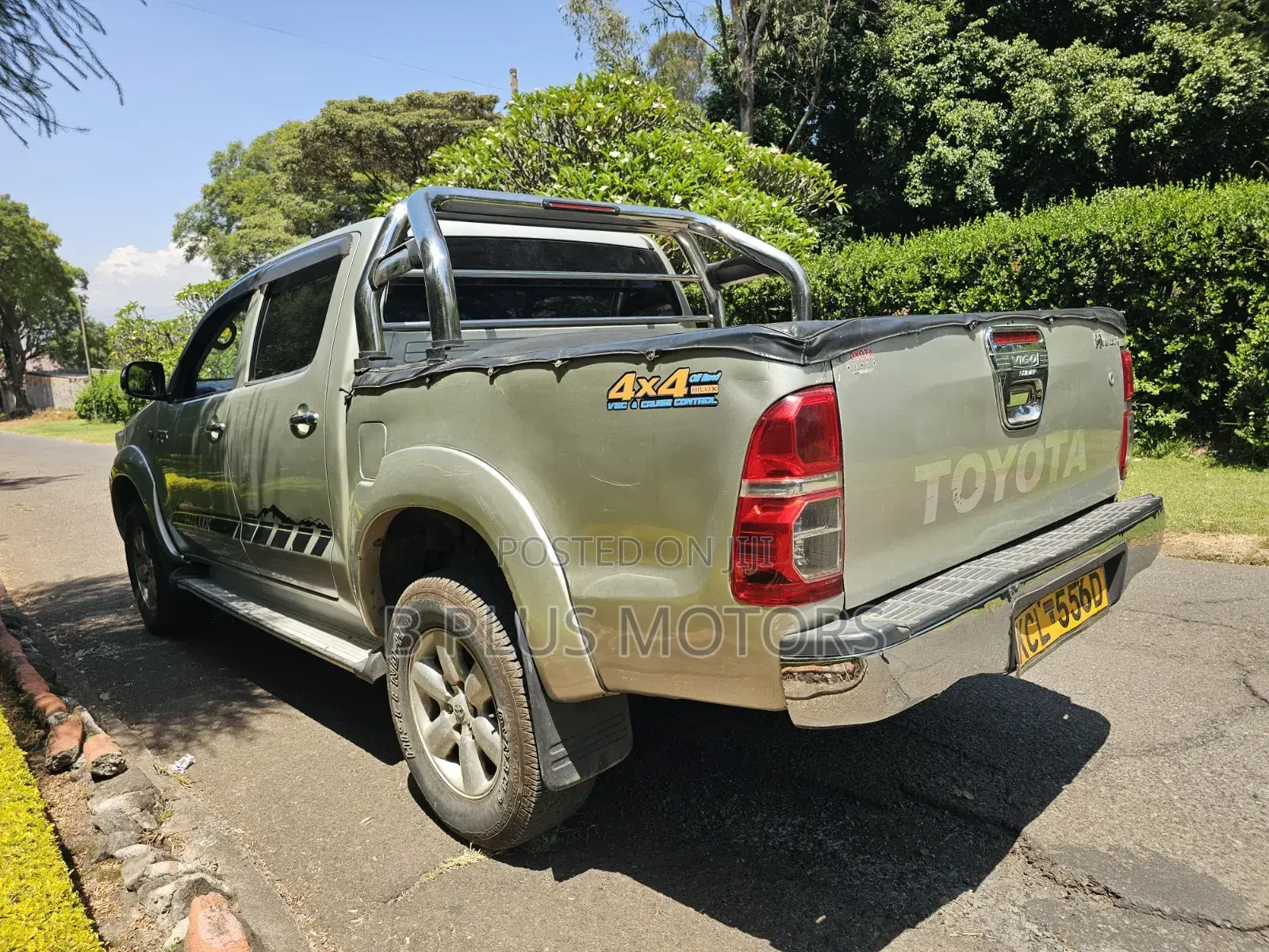 Toyota Hilux 3.0 D-4D 4x4 2012 Silver