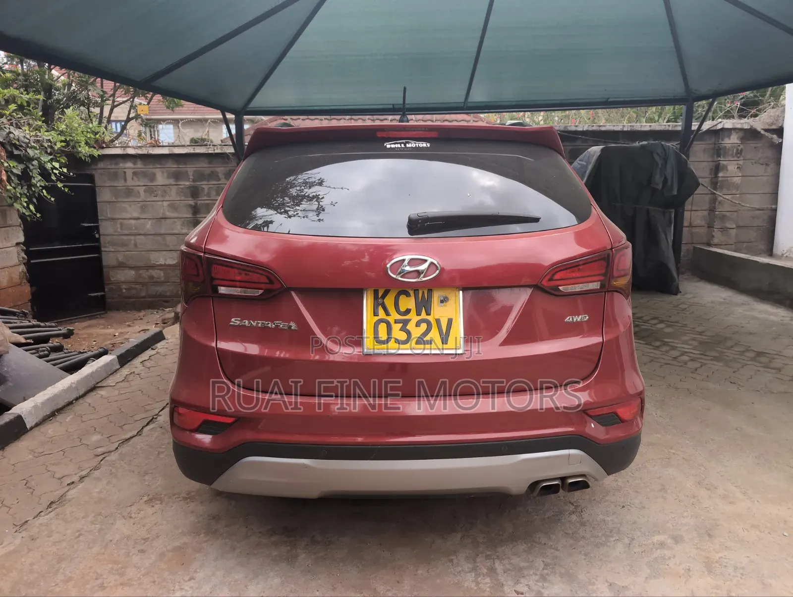 Hyundai Santa Fe 2015 Red