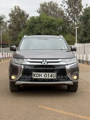 Mitsubishi Outlander 2015 Gray