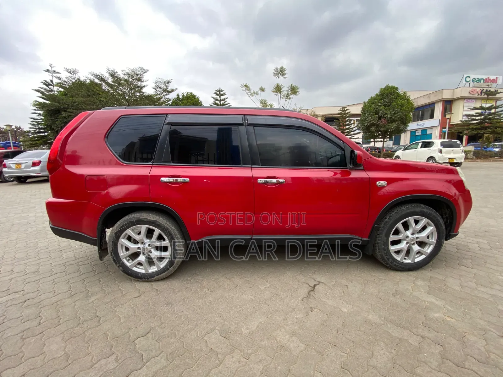 Nissan X-Trail 2013 Red