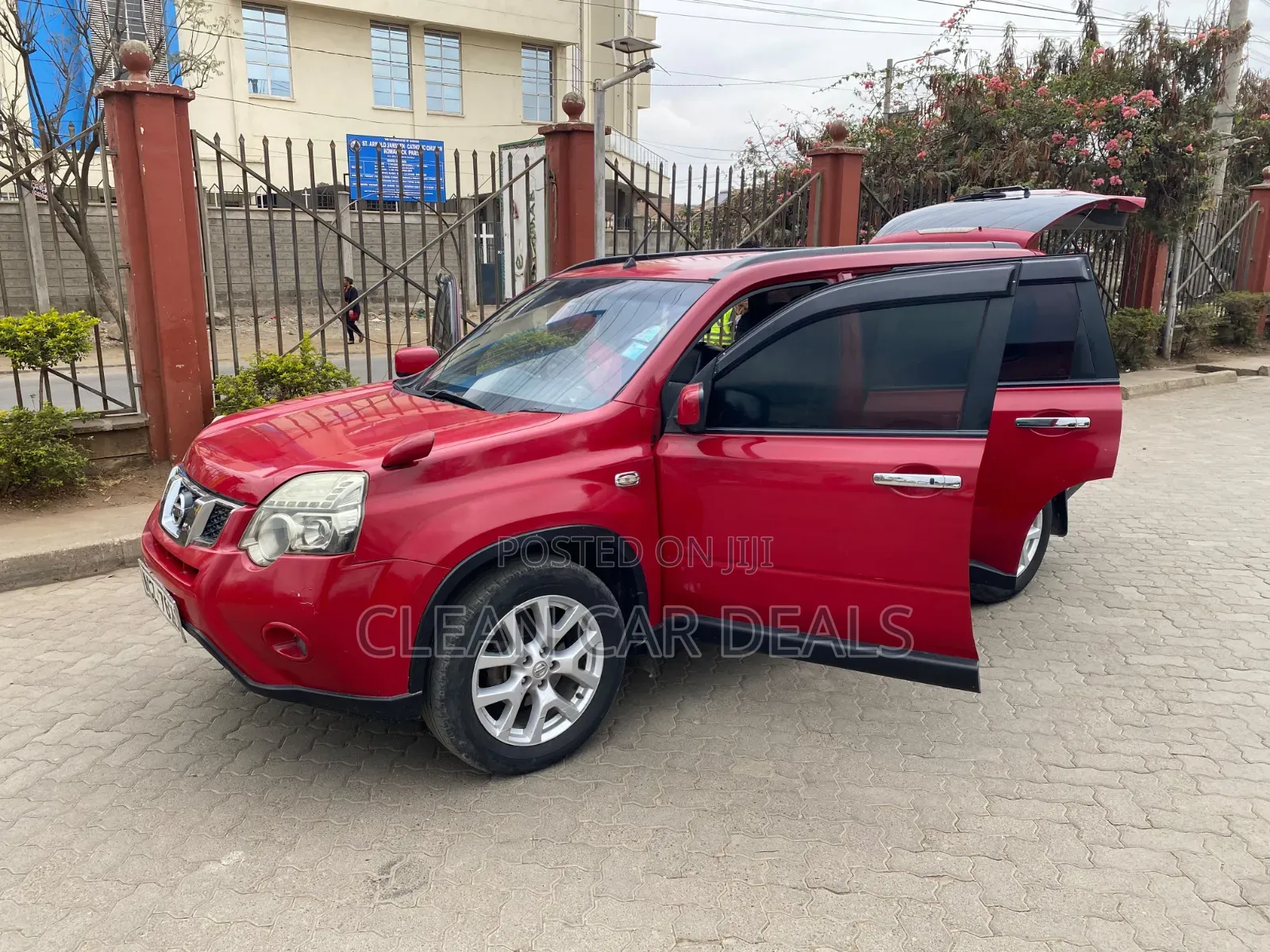 Nissan X-Trail 2013 Red