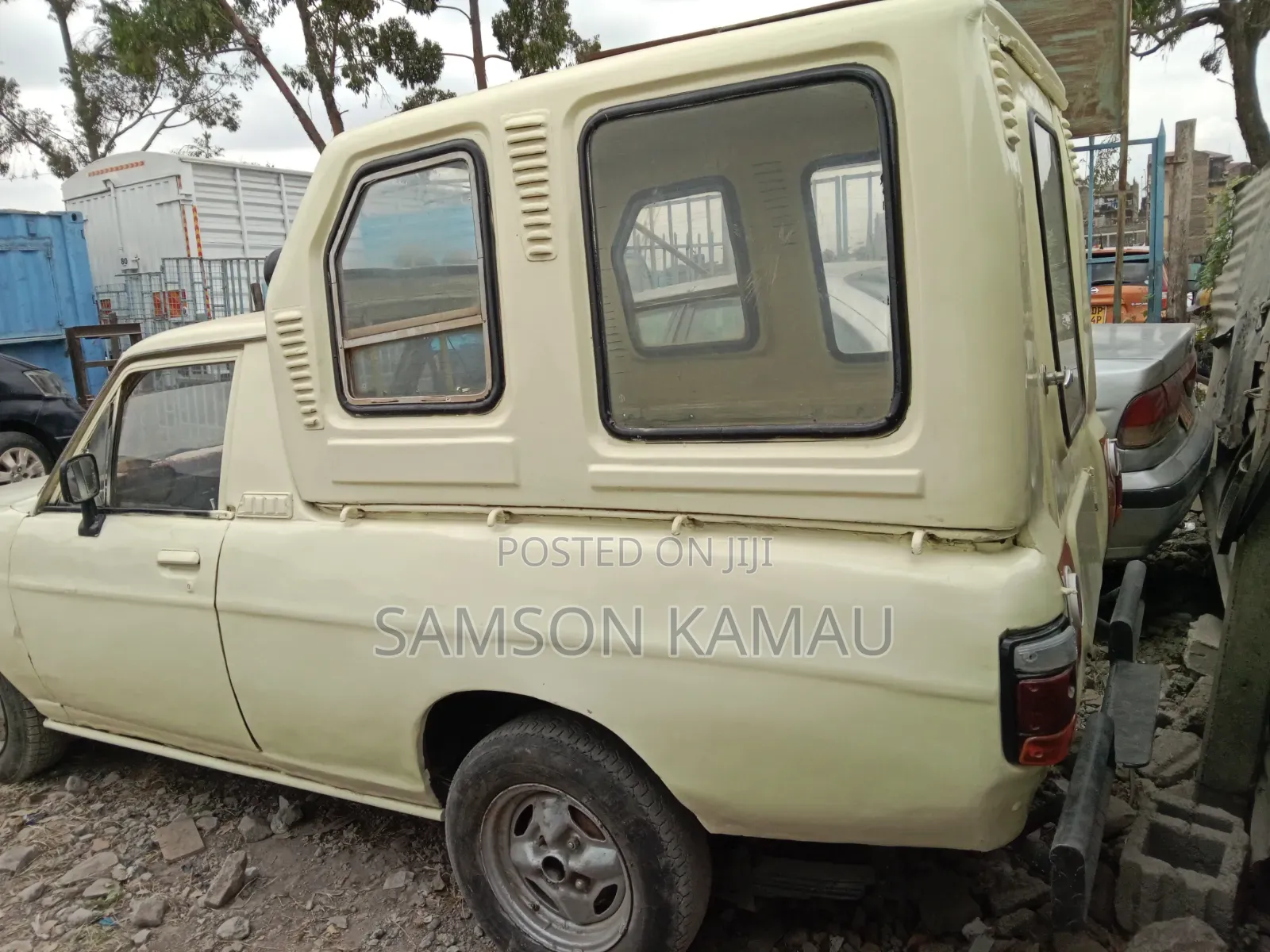 Nissan Pick-Up 2.5D 1998 Yellow