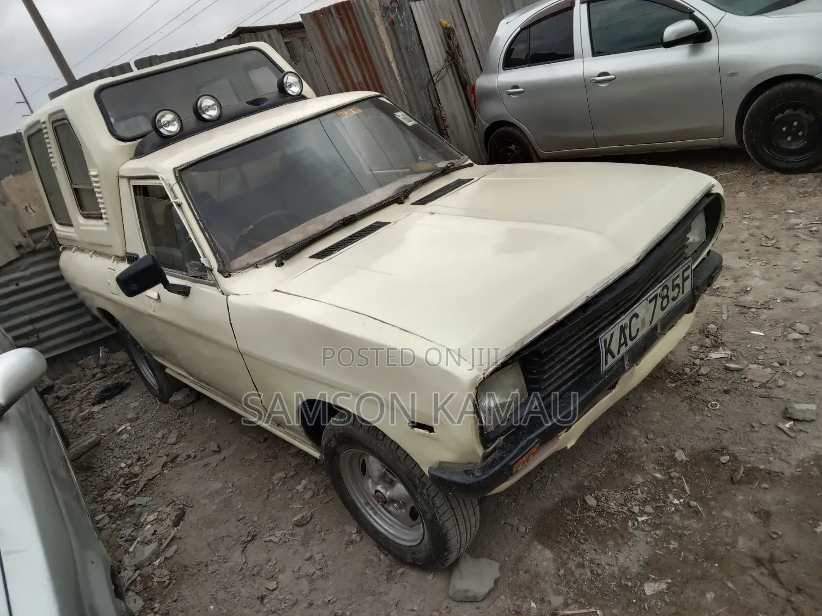 Nissan Pick-Up 2.5D 1998 Yellow
