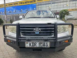 Toyota Land Cruiser 4.5 V8 TD STD 2009 Silver