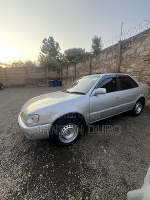 Toyota Corolla Sedan 1998 Silver