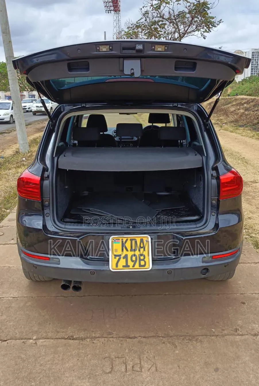 Volkswagen Tiguan 2013 Black