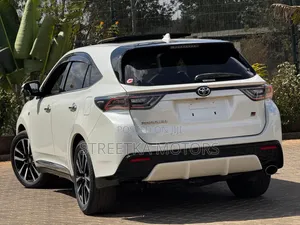 Toyota Harrier 2.0 2019 White