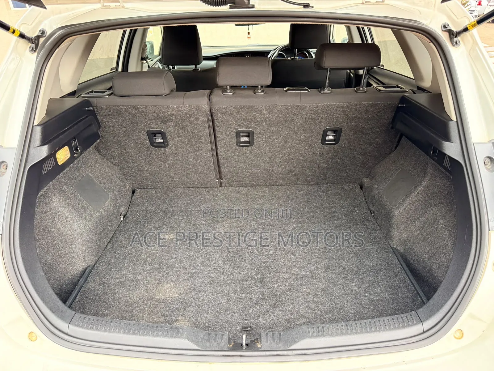 Toyota Auris 2016 White