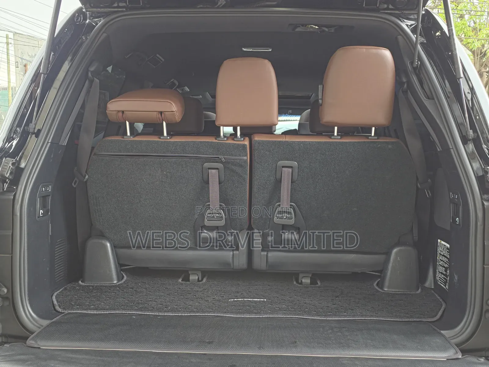 Toyota Land Cruiser 4.6 V8 ZX 2019 Black