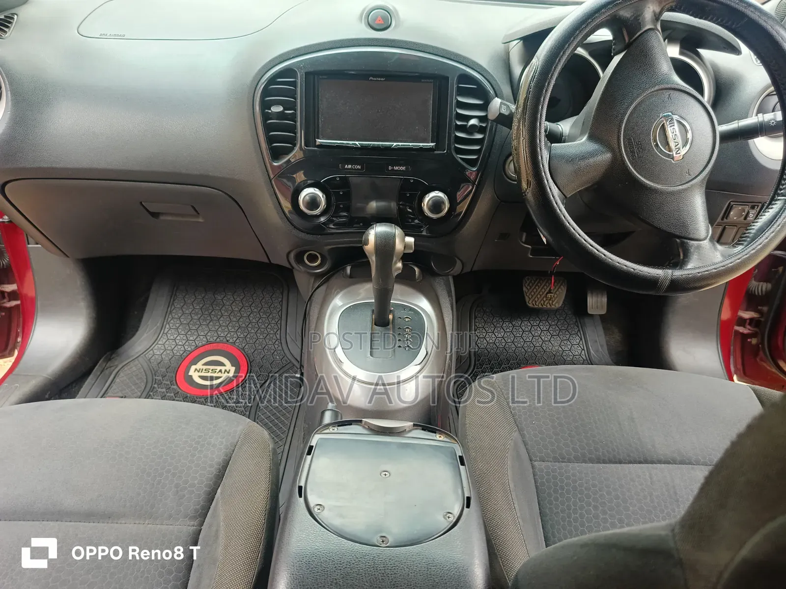 Nissan Juke 2011 Red