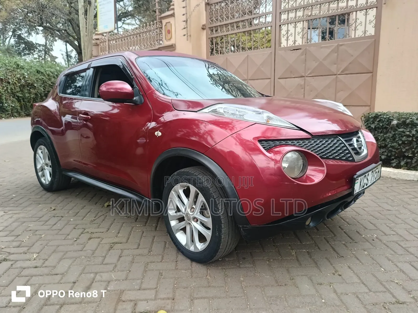 Nissan Juke 2011 Red