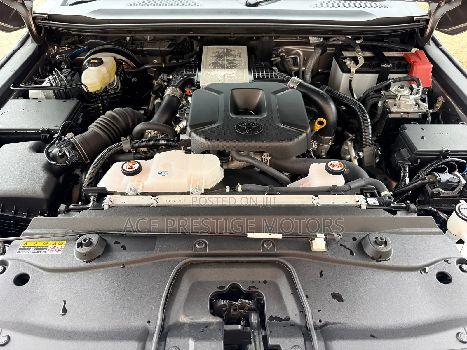 Toyota Land Cruiser Prado 2024 Gray