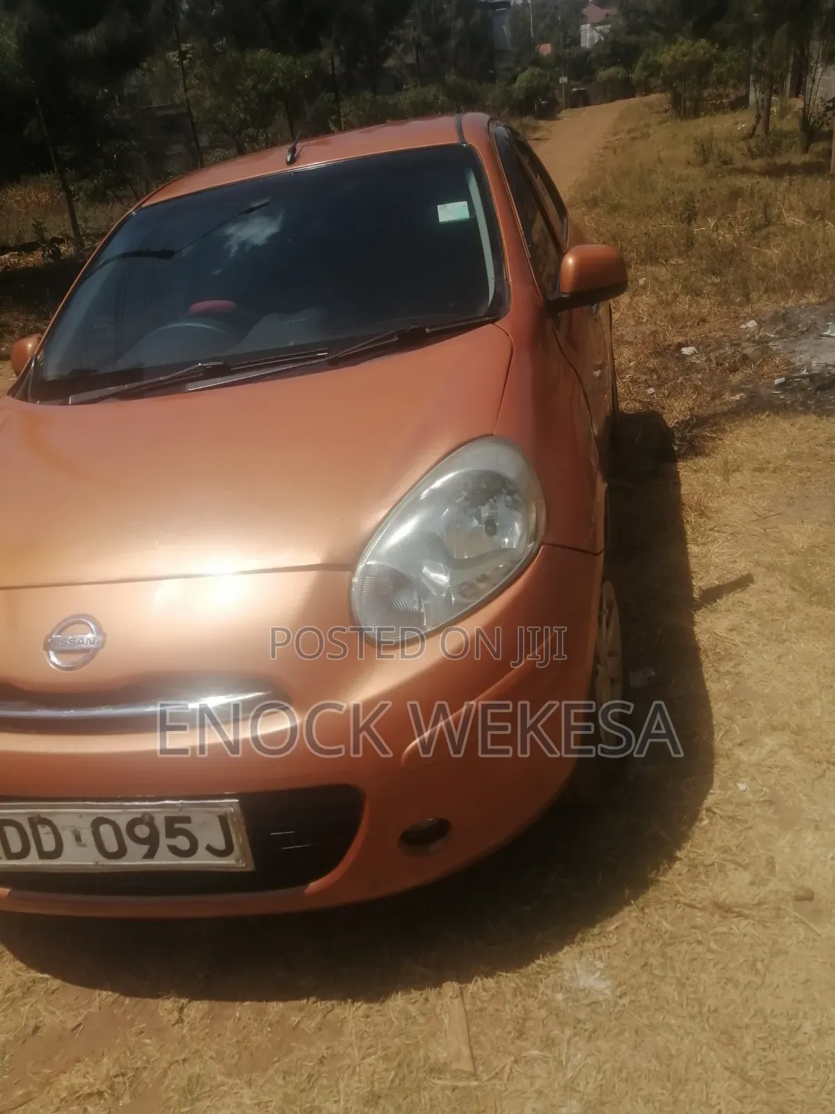 Nissan March 1.2 FWD 2013 Orange