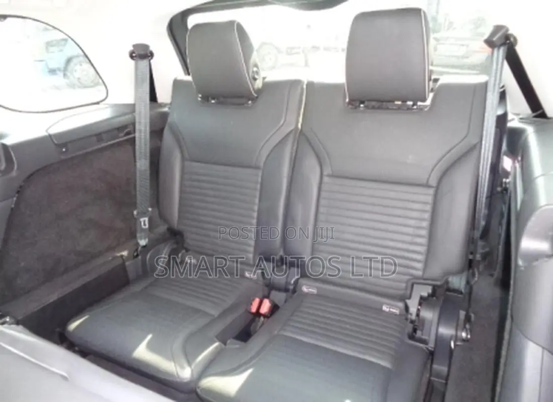 Land Rover Discovery 2017 Gray