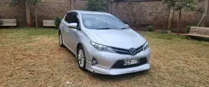 Toyota Auris 2013 Silver