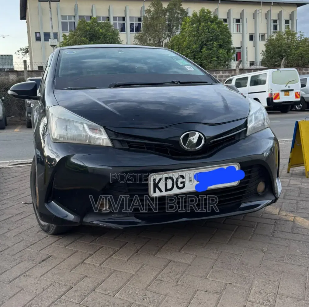Toyota Vitz 2014 Black