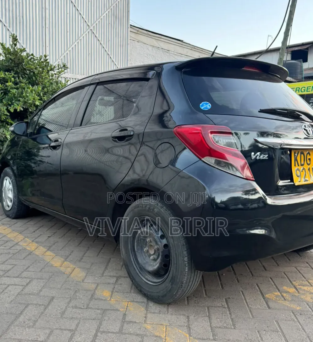 Toyota Vitz 2014 Black