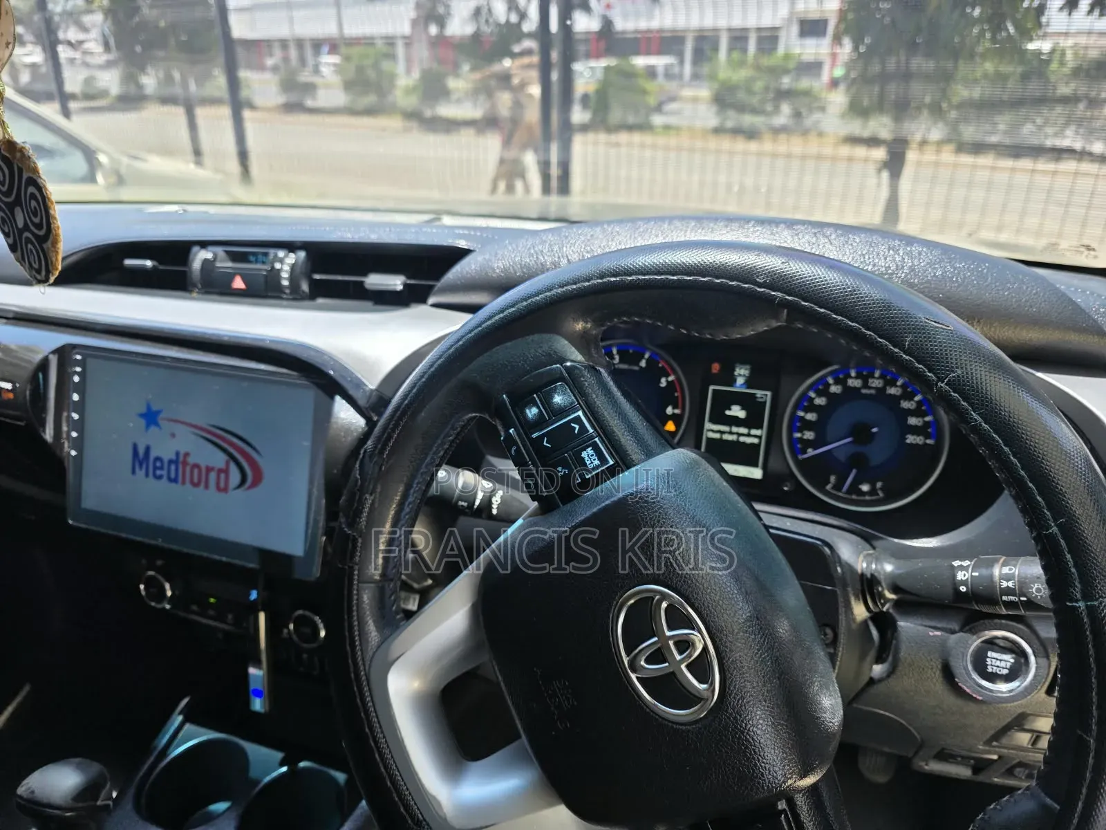 Toyota Hilux 2017 Black