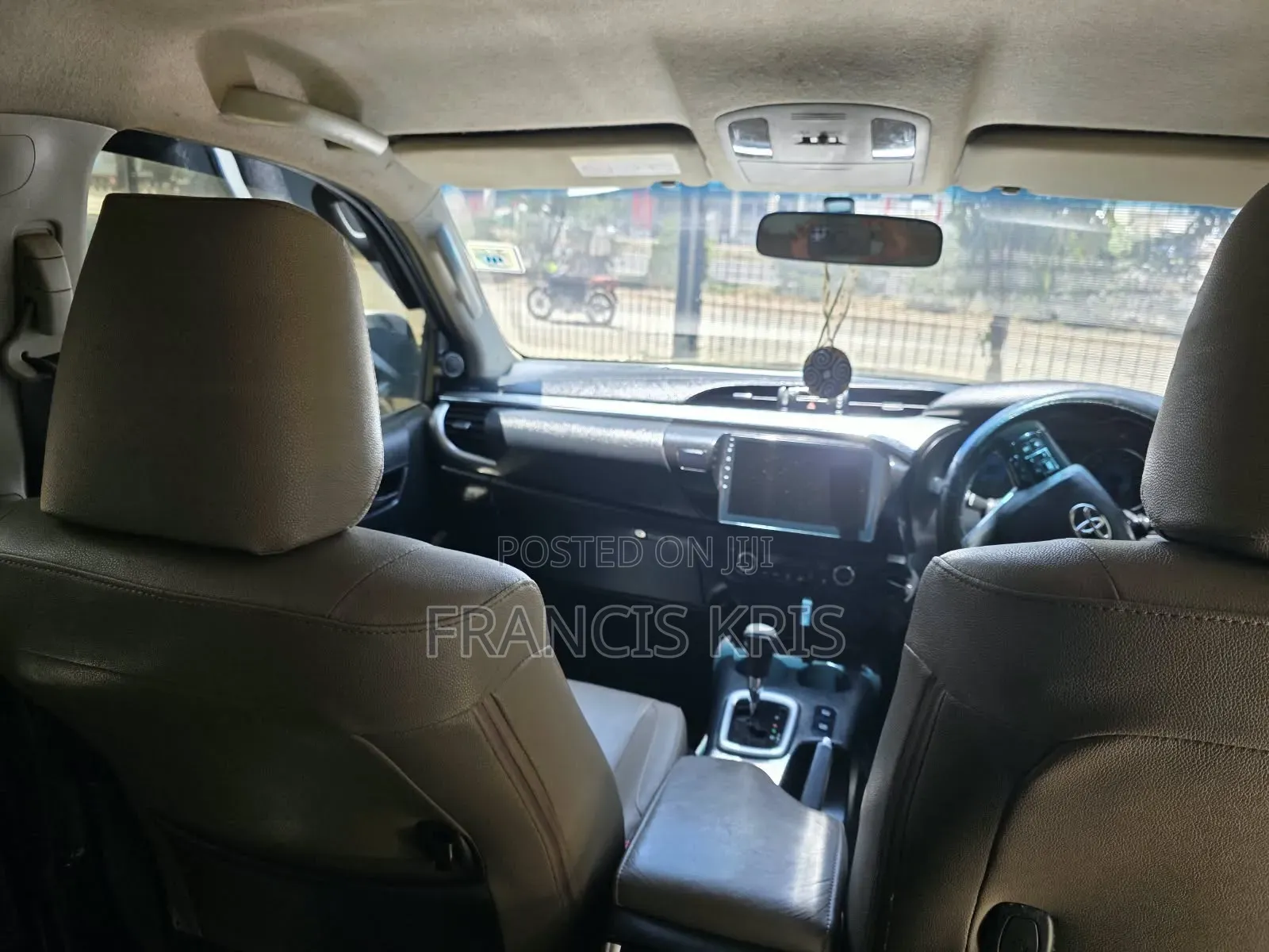 Toyota Hilux 2017 Black
