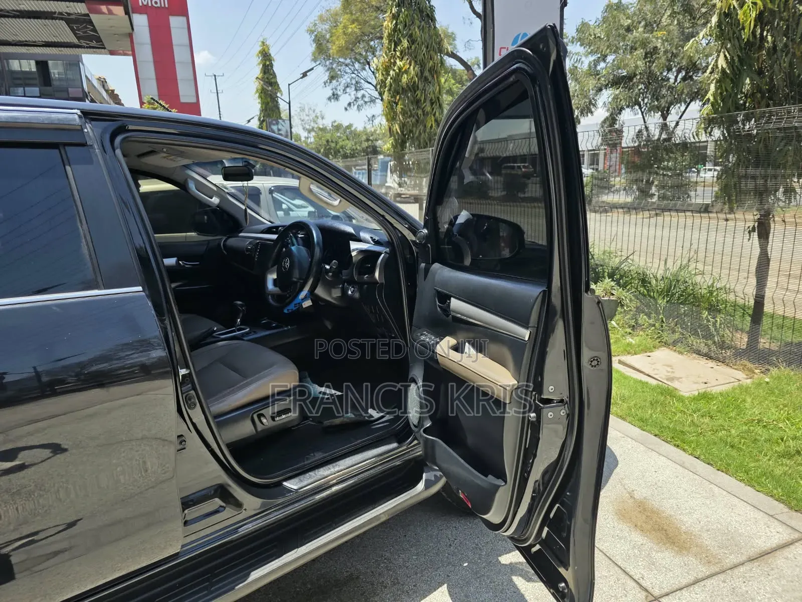 Toyota Hilux 2017 Black