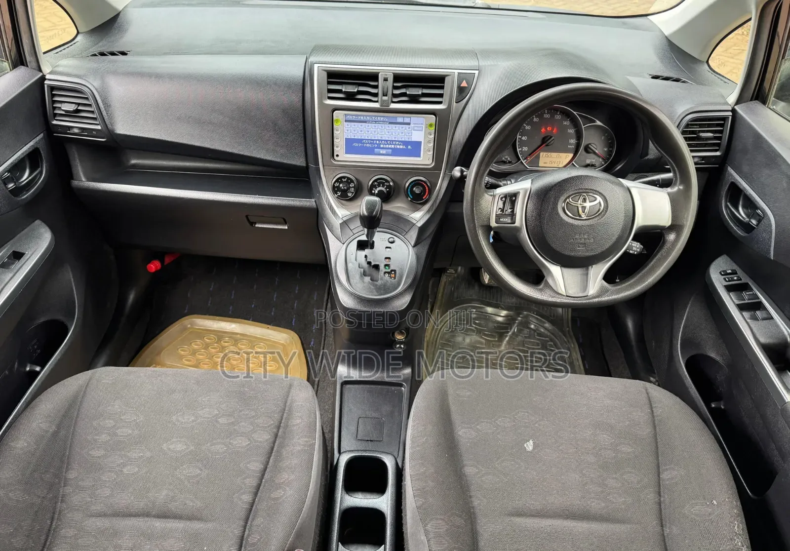 Toyota Ractis 2012 Black