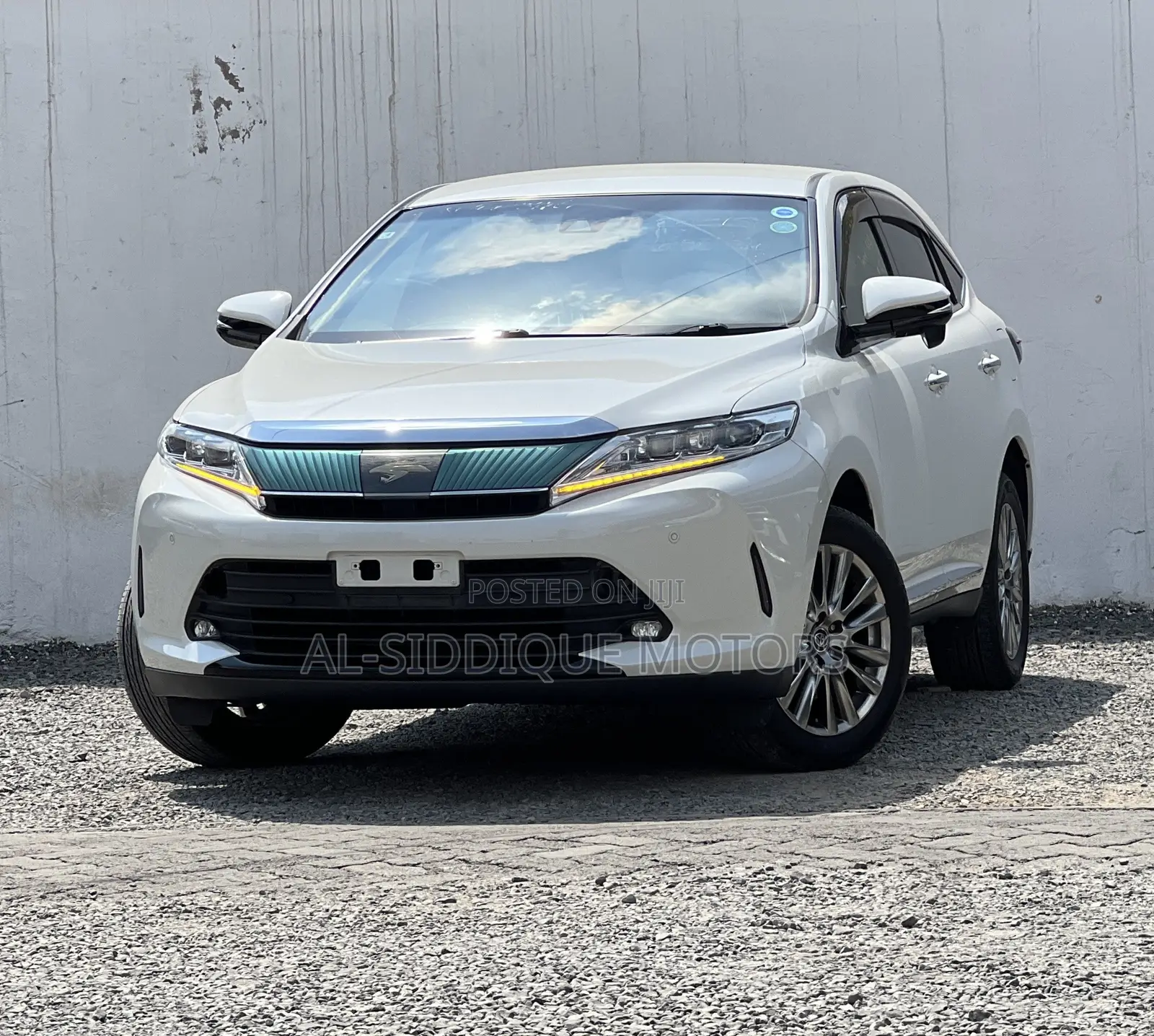 Toyota Harrier 2019 White