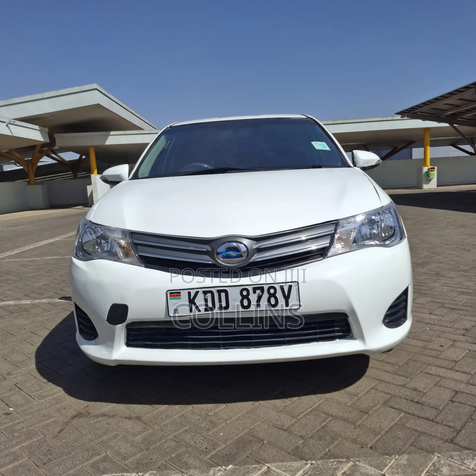 Toyota Corolla Fielder 1.5 Hybrid FWD 2014 White
