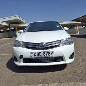Toyota Corolla Fielder 1.5 Hybrid FWD 2014 White