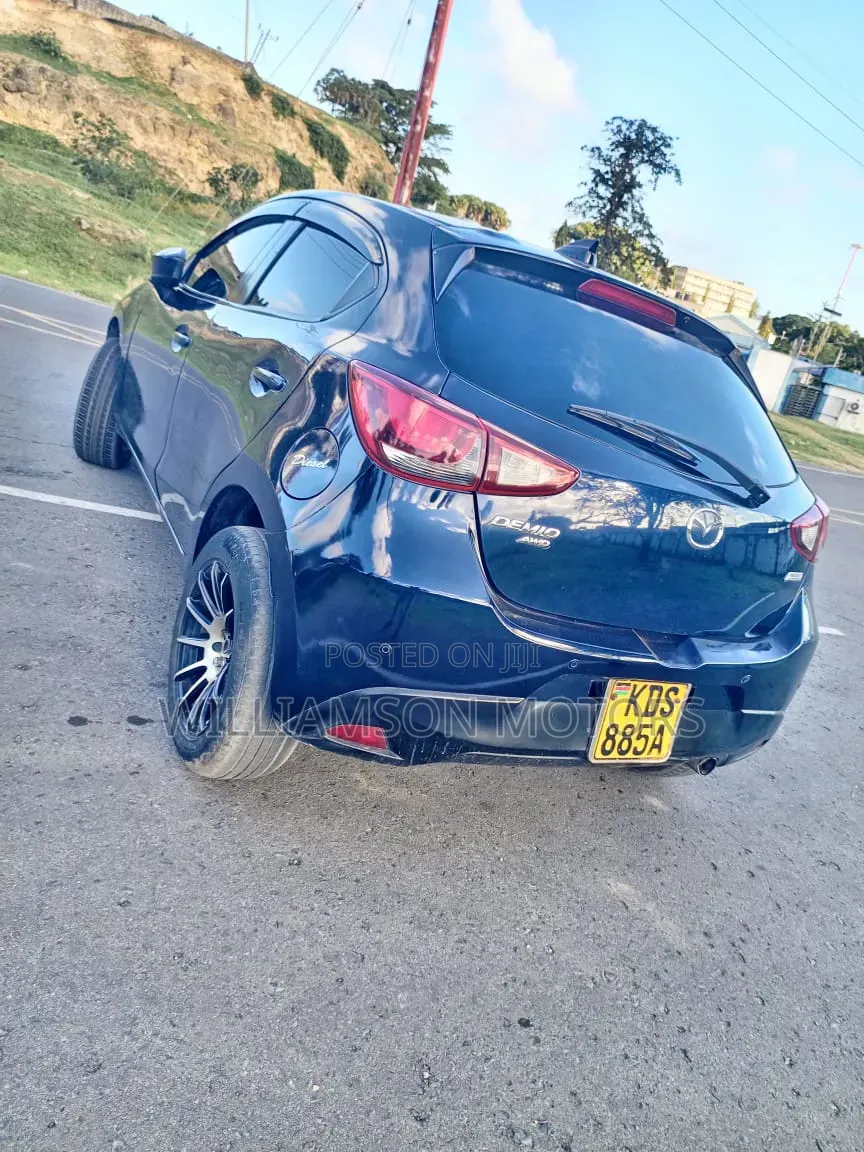 Mazda Demio 2017 Blue
