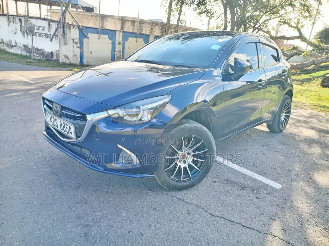 Mazda Demio 2017 Blue