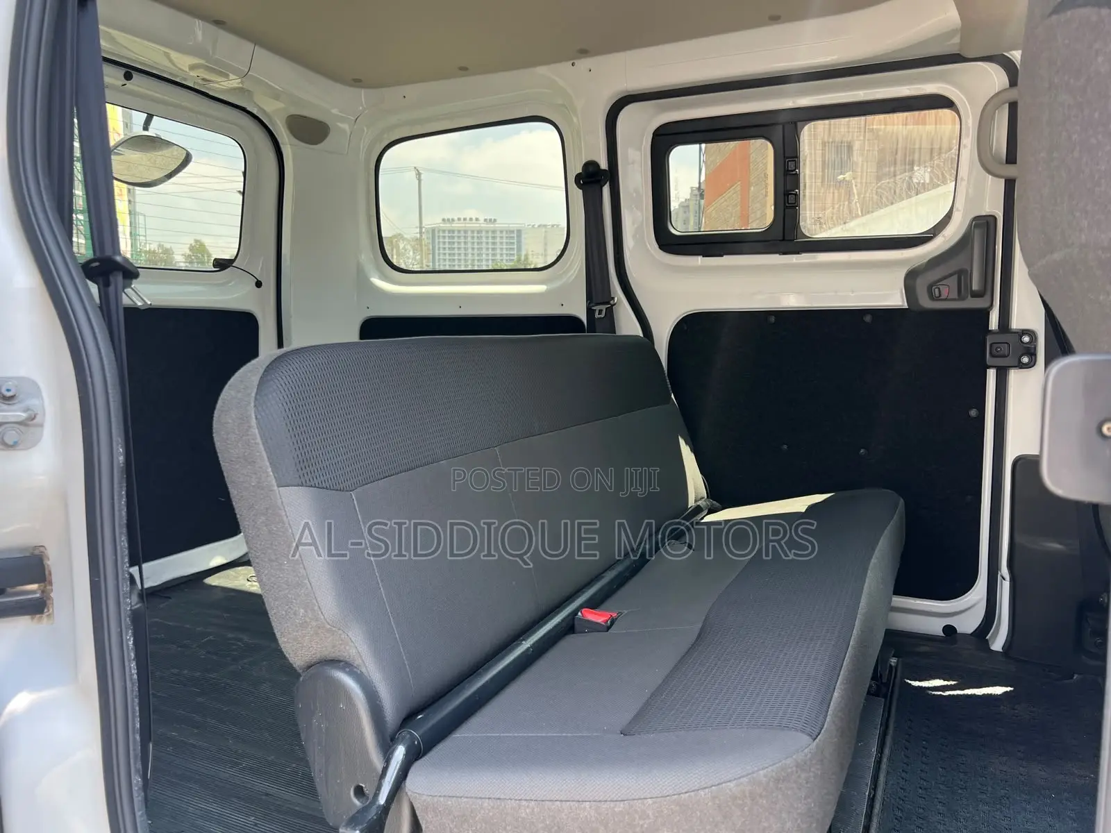 Nissan NV1500 2019 White