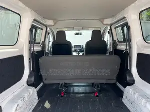 Nissan NV1500 2019 White