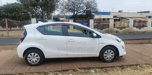 Toyota Aqua 2016 White