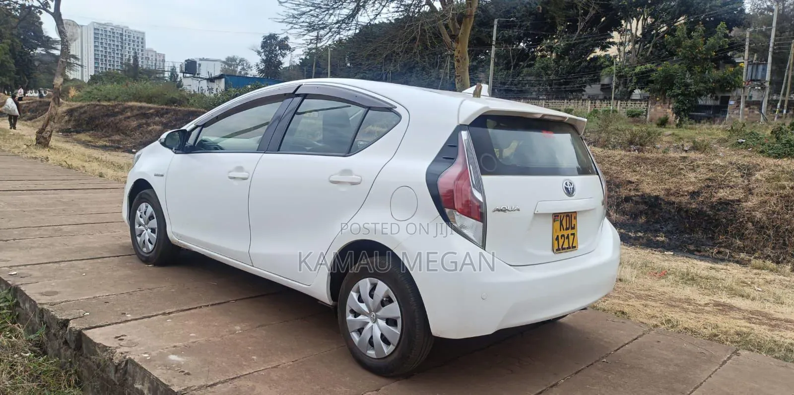Toyota Aqua 2016 White
